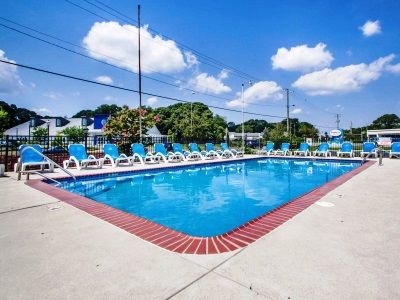 Econo Lodge